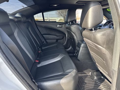 Used 2019 Dodge Charger SXT w/ Plus Group image 30