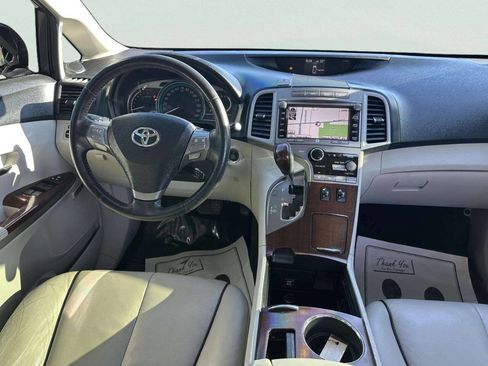 Used 2012 Toyota Venza Limited image 14