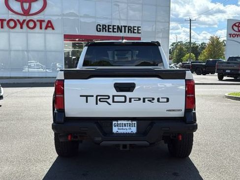 Certified 2026 Toyota Tacoma TRD Pro AWD/4WD image 5