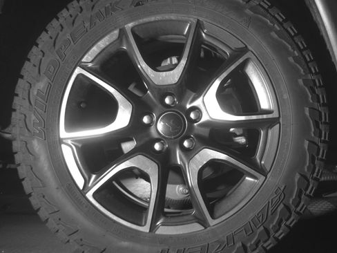 Used 2025 Jeep Compass Trailhawk image 15