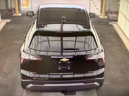 Used 2025 Chevrolet Equinox LT AWD/4WD image 18