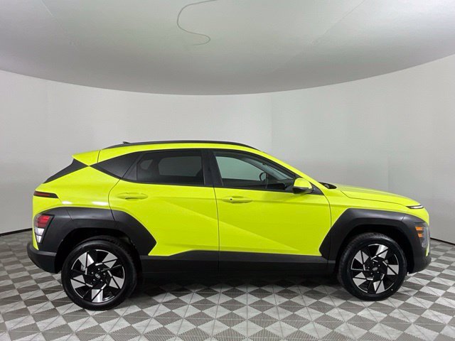Used 2025 Hyundai Kona SEL AWD/4WD image 4
