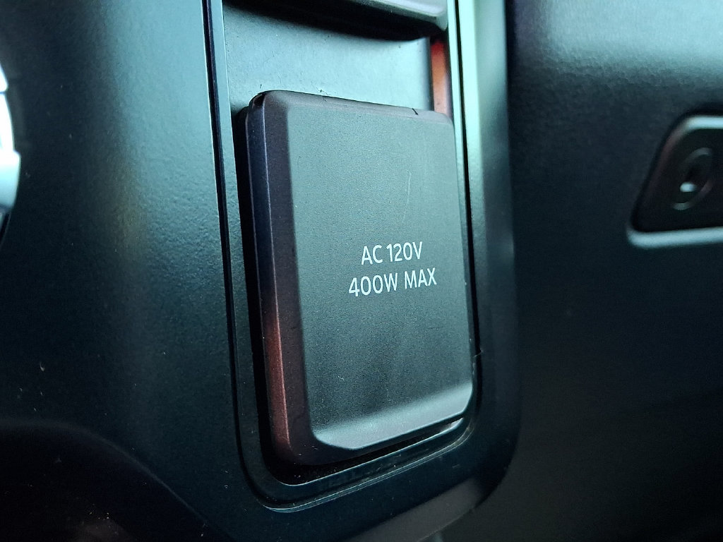 Used 2023 Ford F350 Lariat AWD/4WD image 35