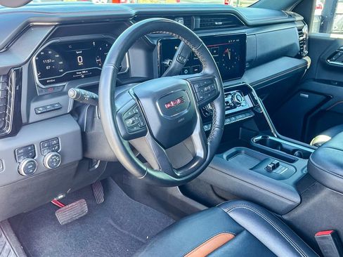 Used 2024 GMC Sierra 2500 AT4 w/ AT4 Premium Plus Package image 8