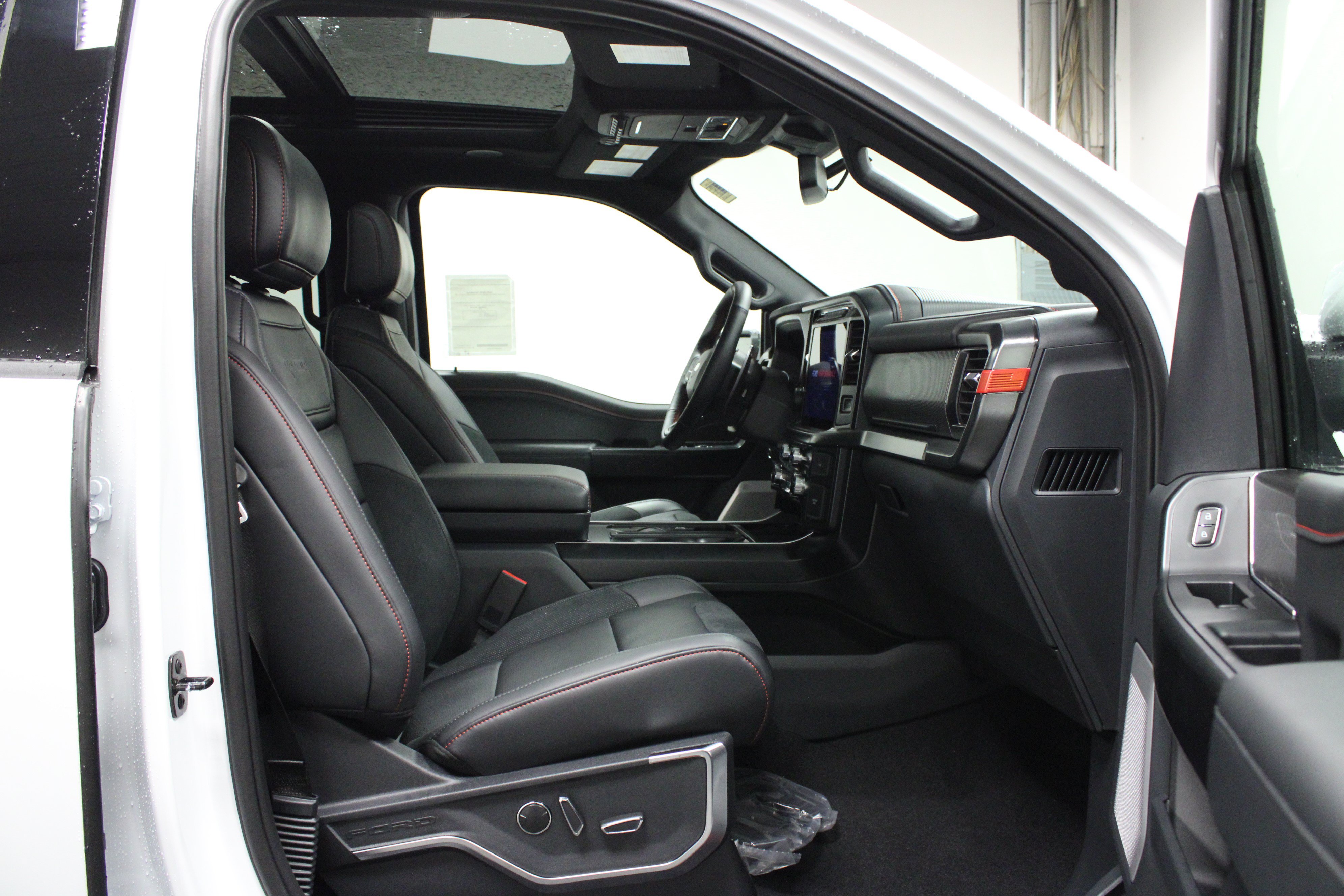New 2026 Ford F150 Raptor AWD/4WD image 16