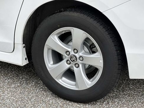 Used 2020 Toyota Sienna LE FWD image 11