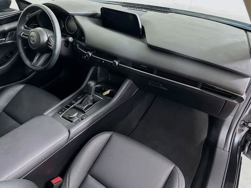 Used 2021 MAZDA MAZDA3 s image 29