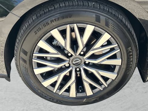 New 2026 Nissan Altima 2.5 SV FWD image 24