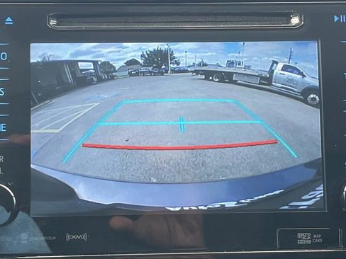 Used 2017 Toyota Prius Four FWD image 25