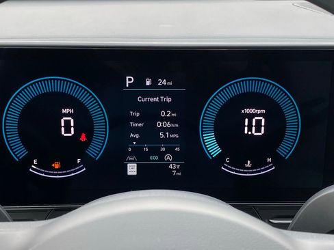 New 2026 Hyundai Kona SE image 12