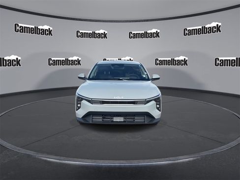 Used 2025 Kia K4 LXS image 2