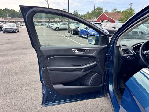 Used 2020 Ford Edge SEL w/ Convenience Package AWD/4WD image 14