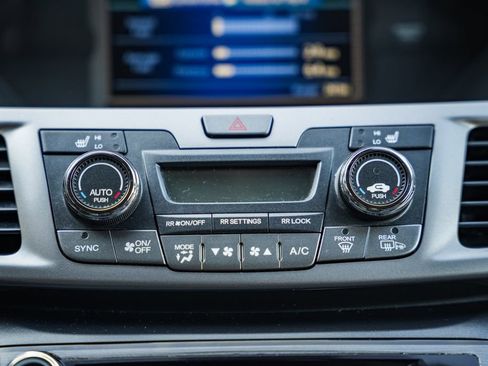 Used 2017 Honda Odyssey Touring Elite image 21