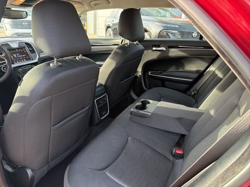 Used 2023 Chrysler 300 Touring RWD image 16