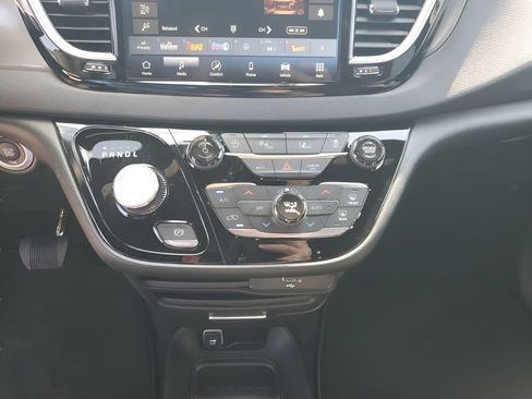 New 2026 Chrysler Voyager LX FWD image 38