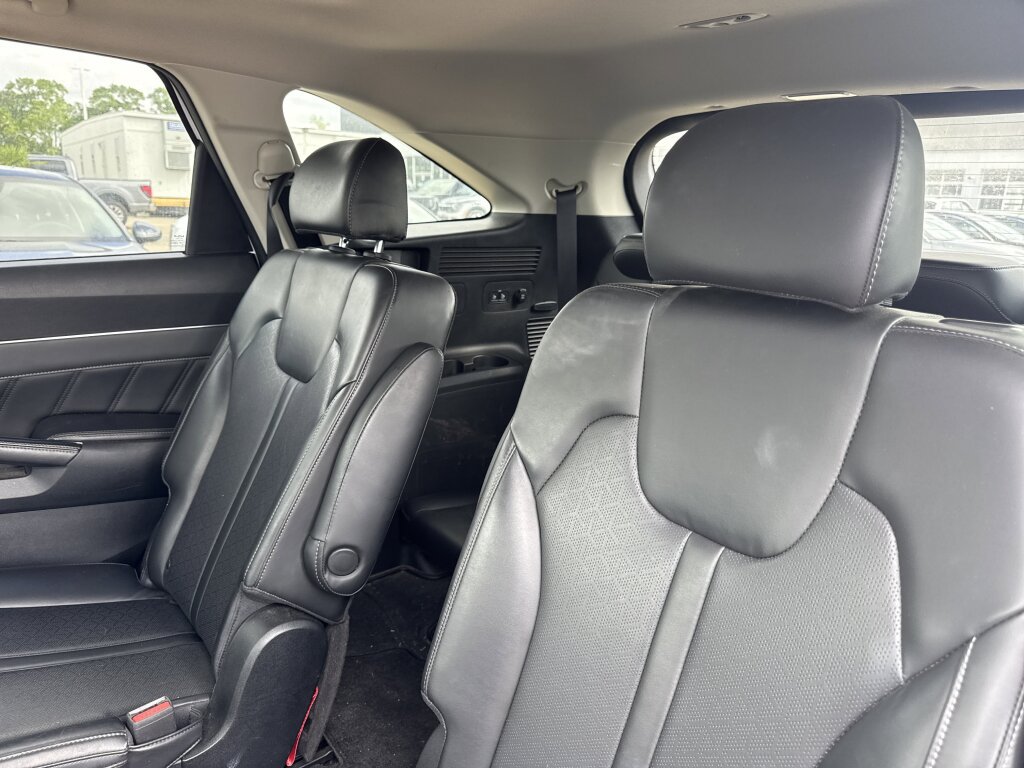 Used 2023 Kia Sorento SX FWD image 24