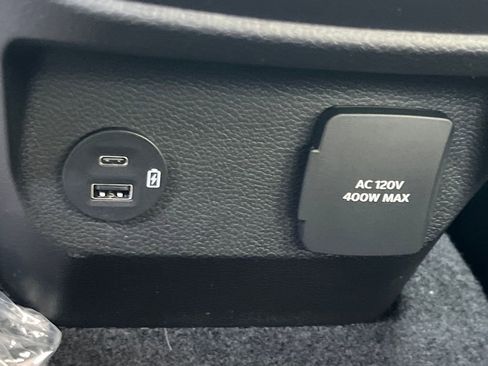 New 2025 Ford Ranger XLT AWD/4WD image 17