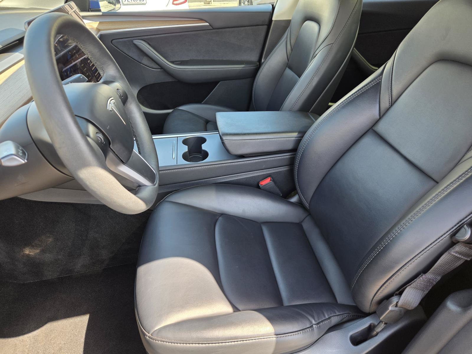 Used 2023 Tesla Model Y 2WD image 18