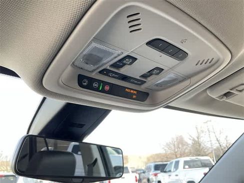 Used 2019 Chevrolet Traverse Premier w/ Redline Edition image 25