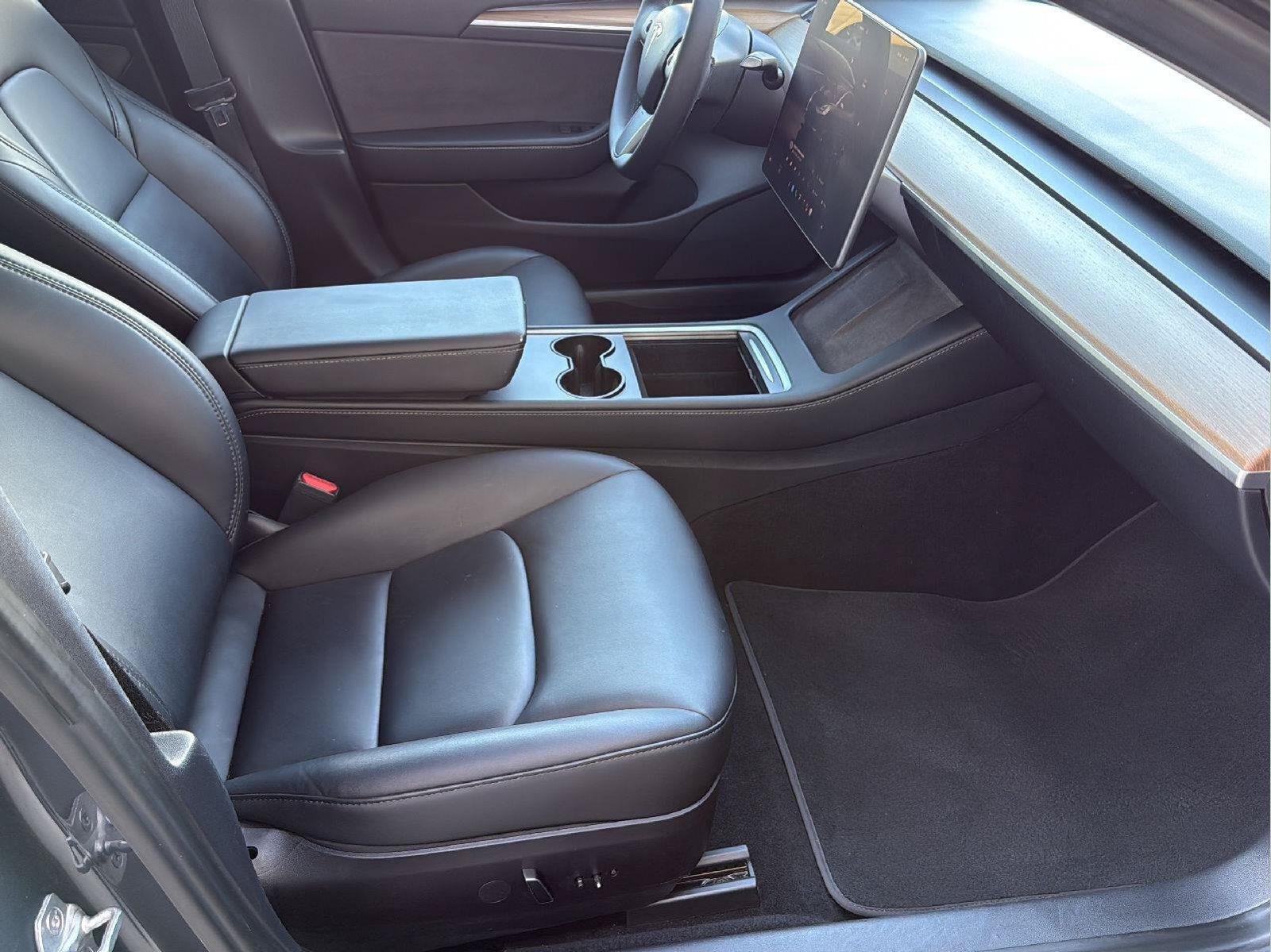Used 2023 Tesla Model 3 Standard Range RWD image 23