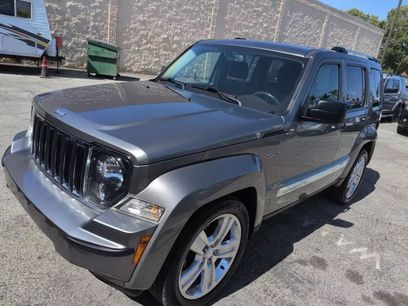Used 2012 Jeep Liberty Limited Jet w/ Comfort/Convenience Group