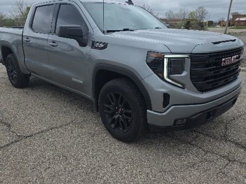 Certified 2023 GMC Sierra 1500 Elevation w/ Preferred Package AWD/4WD image 2