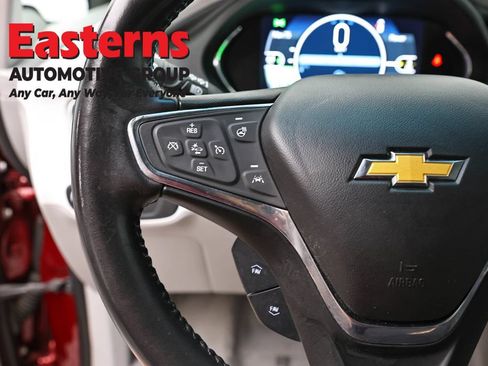 Used 2018 Chevrolet Bolt Premier w/ Driver Confidence II Package FWD image 15