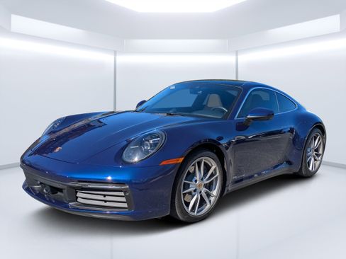 Used 2024 Porsche 911 Carrera 4 image 10