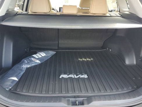 New 2025 Toyota RAV4 XLE Premium image 31