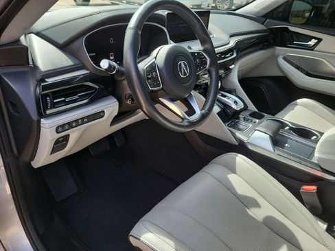 Used 2023 Acura MDX SH-AWD w/ Advance Package image 10