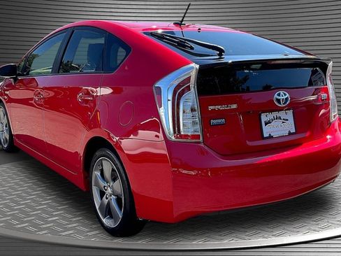 Used 2015 Toyota Prius Persona Series FWD image 4