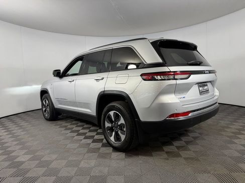 Used 2024 Jeep Grand Cherokee Limited 4xe w/ Trailer Tow Package image 8