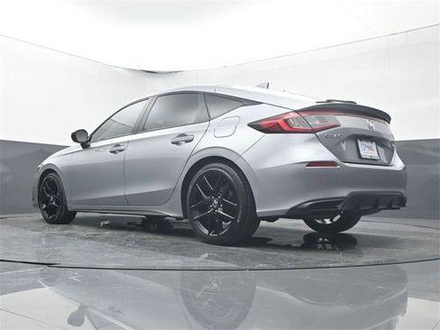 Used 2023 Honda Civic Sport image 21