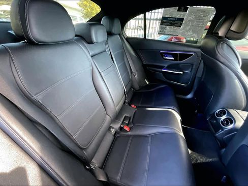 Certified 2022 Mercedes-Benz C 300 4MATIC Sedan image 19