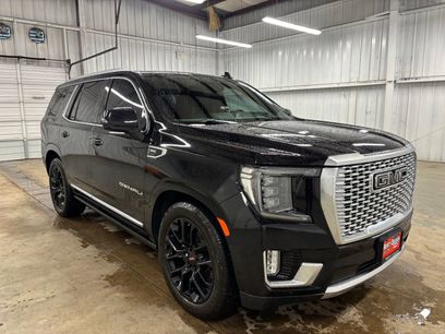 Used 2022 GMC Yukon Denali w/ Denali Premium Package