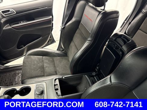 Used 2018 Jeep Grand Cherokee Trailhawk AWD/4WD image 21
