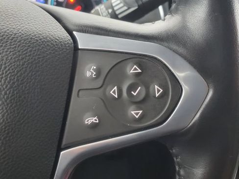 Used 2021 Chevrolet Traverse LT FWD image 26