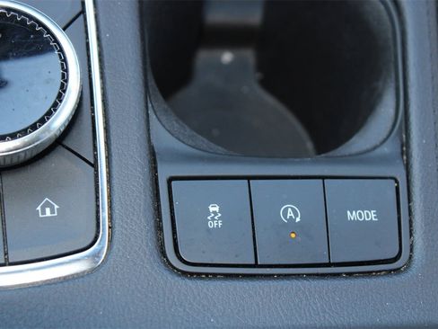 Used 2024 Cadillac XT4 Premium Luxury image 22