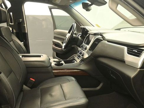 Used 2019 GMC Yukon XL SLT image 15