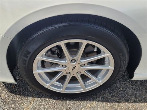 Used 2021 Honda Accord Touring image 10