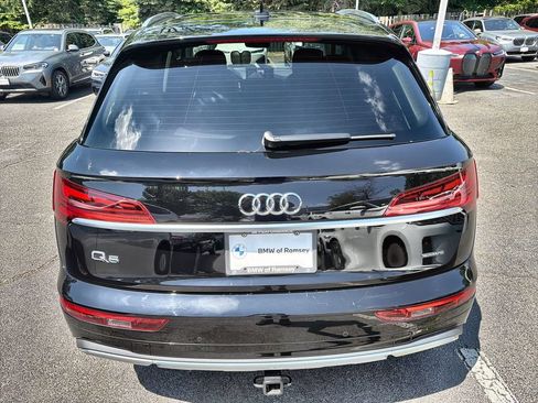Used 2022 Audi Q5 2.0T Premium w/ Convenience Package AWD/4WD image 13
