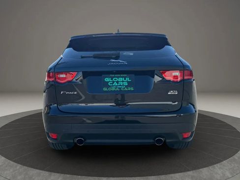 Used 2019 Jaguar F-PACE Premium image 6
