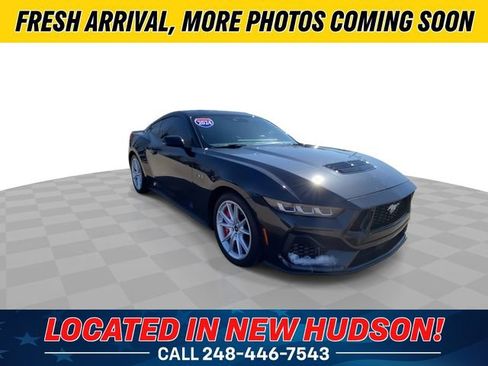 Used 2024 Ford Mustang GT Premium image 4