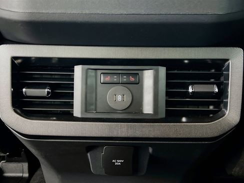 New 2026 Ford F350 Platinum image 30