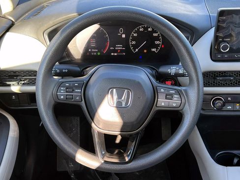 Certified 2023 Honda HR-V LX image 10