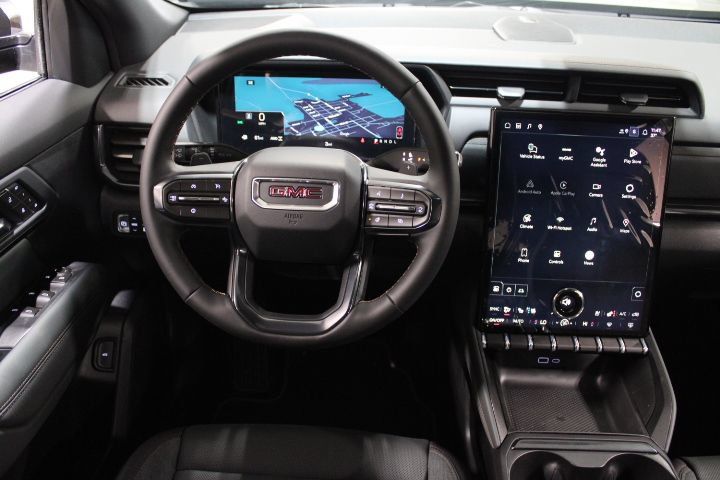 New 2026 GMC Terrain AT4 w/ Convenience Package III AWD/4WD image 28