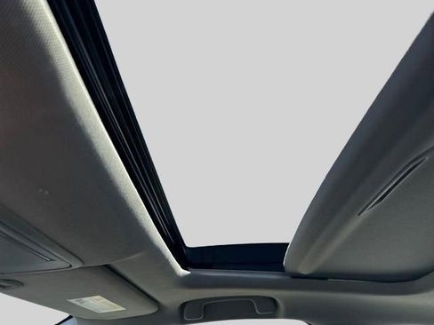 Used 2023 Honda Accord EX image 12