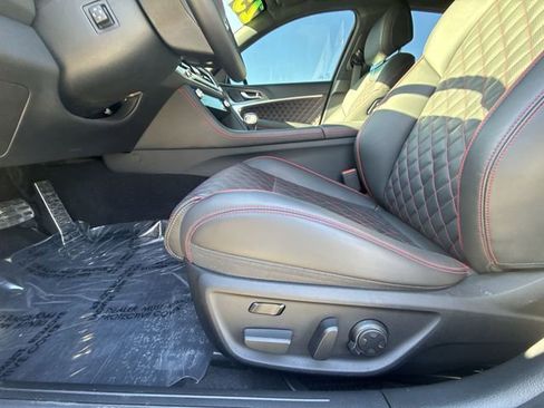 Used 2025 Genesis G70 3.3T Advanced w/ Sport Prestige Package image 12