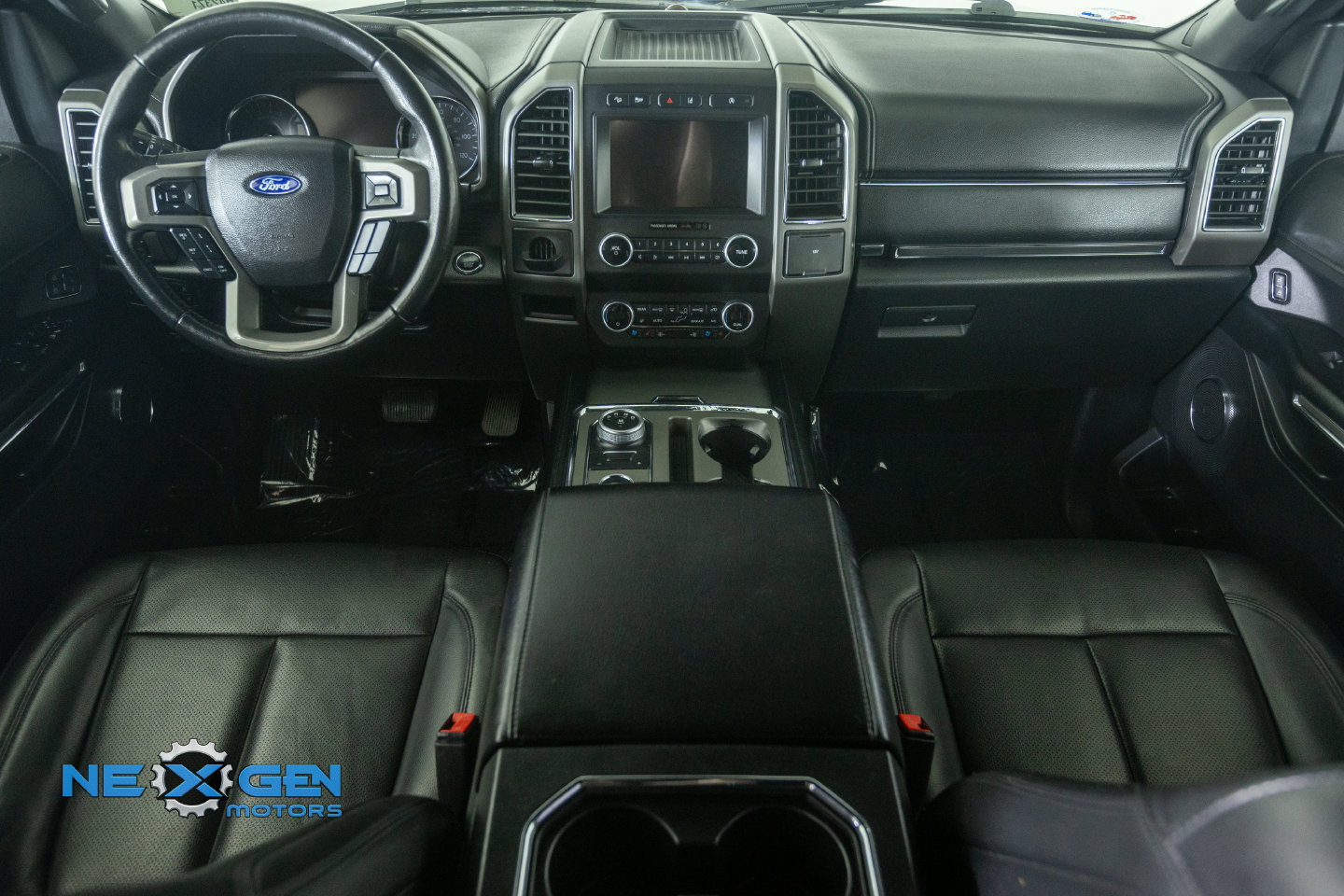 Used 2021 Ford Expedition Max XLT AWD/4WD image 3