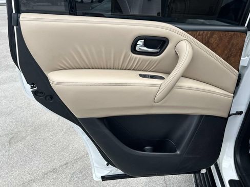 Used 2023 Nissan Armada SL w/ Captain's Chairs Package AWD/4WD image 22
